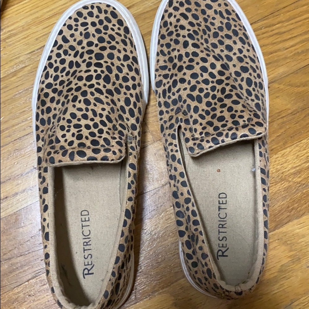 Cute leopard slip ons